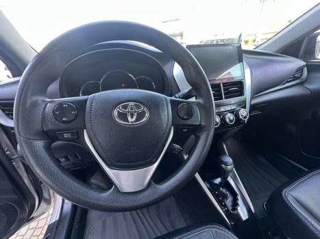 TOYOTA Yaris Sedan 1.5 16V 4P FLEX XL PLUS TECH MULTIDRIVE AUTOMTICO CVT, Foto 3