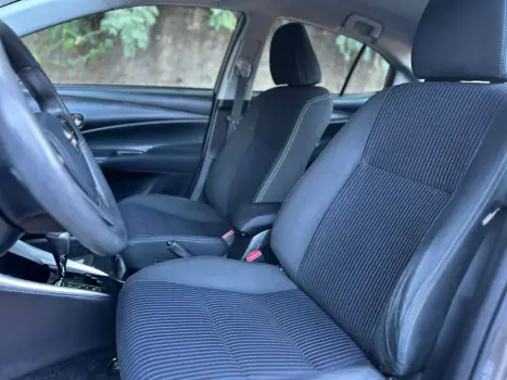 TOYOTA Yaris Sedan 1.5 16V 4P FLEX XL MULTIDRIVE AUTOMTICO CVT, Foto 10
