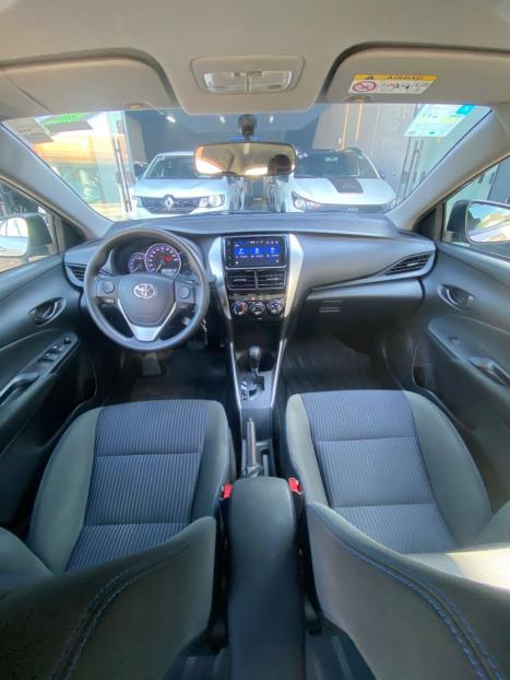 TOYOTA Yaris Sedan 1.5 16V 4P FLEX XL MULTIDRIVE AUTOMTICO CVT, Foto 11