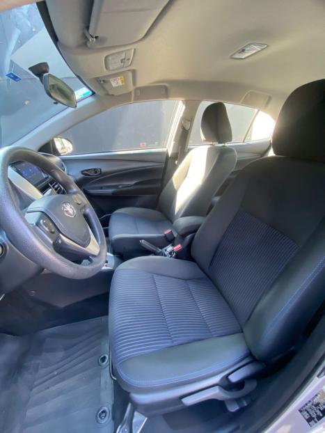 TOYOTA Yaris Sedan 1.5 16V 4P FLEX XL MULTIDRIVE AUTOMTICO CVT, Foto 12
