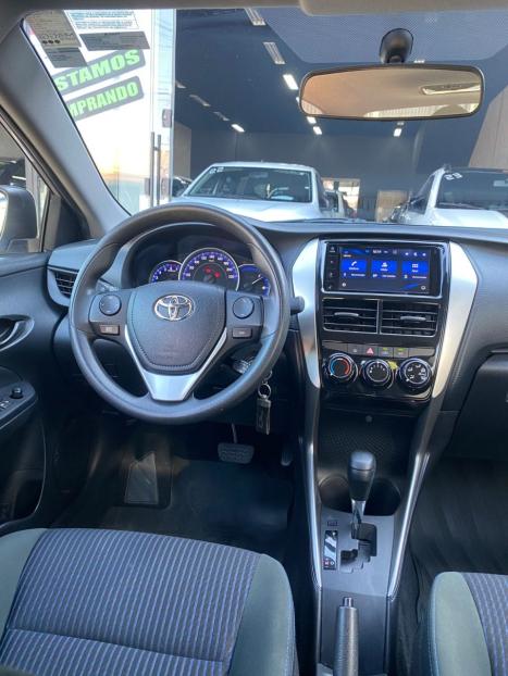 TOYOTA Yaris Sedan 1.5 16V 4P FLEX XL MULTIDRIVE AUTOMTICO CVT, Foto 16
