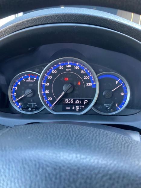 TOYOTA Yaris Sedan 1.5 16V 4P FLEX XL MULTIDRIVE AUTOMTICO CVT, Foto 24