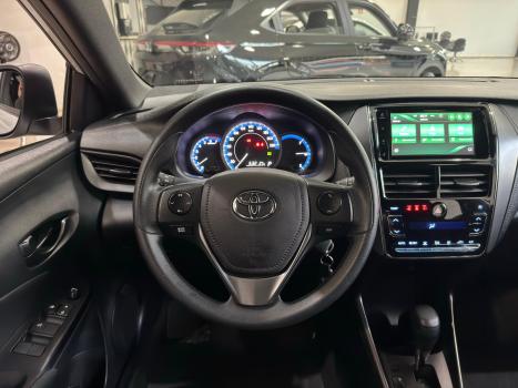 TOYOTA Yaris Sedan 1.5 16V 4P FLEX XL MULTIDRIVE AUTOMTICO CVT, Foto 7