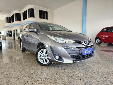TOYOTA Yaris Sedan 1.5 16V 4P FLEX XL, Foto 2