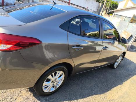TOYOTA Yaris Sedan 1.5 16V 4P FLEX XL MULTIDRIVE AUTOMTICO CVT, Foto 2