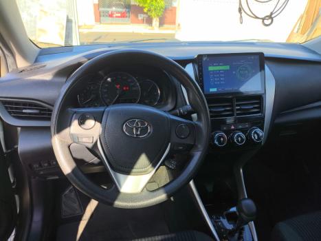 TOYOTA Yaris Sedan 1.5 16V 4P FLEX XL MULTIDRIVE AUTOMTICO CVT, Foto 8