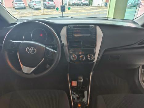 TOYOTA Yaris Sedan 1.5 16V 4P FLEX XL MULTIDRIVE AUTOMTICO CVT, Foto 11
