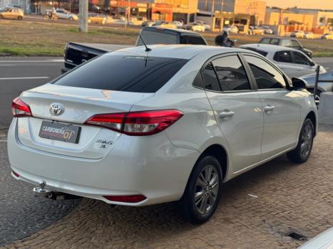 TOYOTA Yaris Sedan 1.5 16V 4P FLEX XL MULTIDRIVE AUTOMTICO CVT, Foto 11
