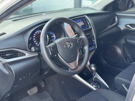 TOYOTA Yaris Sedan 1.5 16V 4P FLEX XL MULTIDRIVE AUTOMTICO CVT, Foto 14