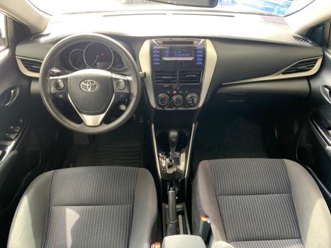 TOYOTA Yaris Sedan 1.5 16V 4P FLEX XL LIVE MULTIDRIVE AUTOMTICO CVT, Foto 9