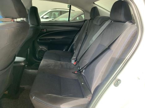 TOYOTA Yaris Sedan 1.5 16V 4P FLEX XL LIVE MULTIDRIVE AUTOMTICO CVT, Foto 12
