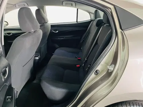 TOYOTA Yaris Sedan 1.5 16V 4P FLEX XL LIVE MULTIDRIVE AUTOMTICO CVT, Foto 9