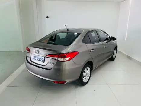 TOYOTA Yaris Sedan 1.5 16V 4P FLEX XL LIVE MULTIDRIVE AUTOMTICO CVT, Foto 13
