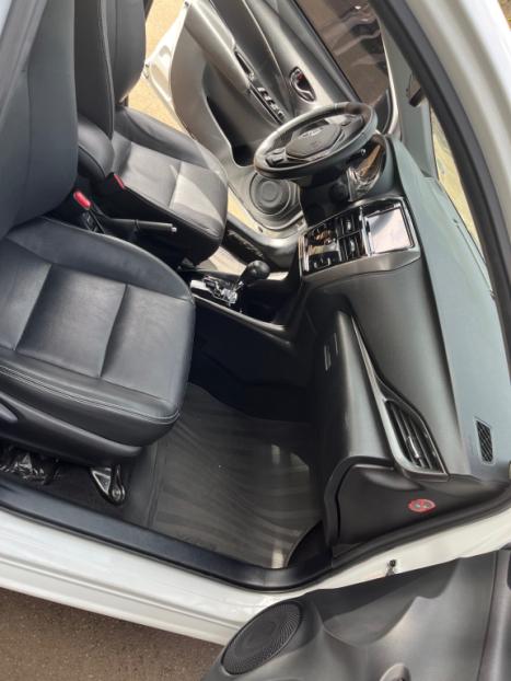 TOYOTA Yaris Sedan 1.5 16V 4P FLEX XLS MULTIDRIVE AUTOMTICO CVT, Foto 9