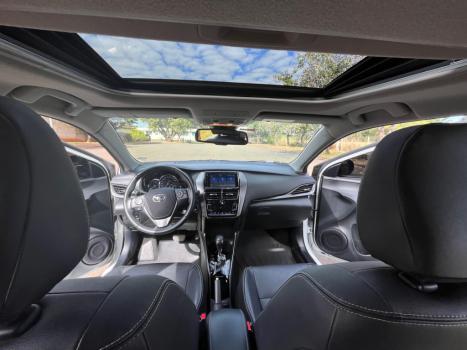 TOYOTA Yaris Sedan 1.5 16V 4P FLEX XLS MULTIDRIVE AUTOMTICO CVT, Foto 11