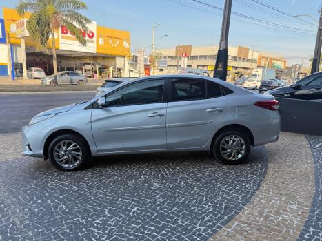 TOYOTA Yaris Sedan 1.5 16V 4P FLEX XS CONNECT MULTIDRIVE AUTOMTICO CVT, Foto 4