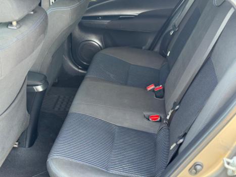 TOYOTA Yaris Sedan 1.5 16V 4P FLEX XL MULTIDRIVE AUTOMTICO CVT, Foto 13