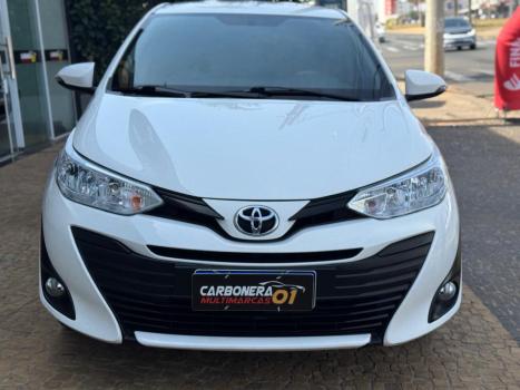 TOYOTA Yaris Sedan 1.5 16V 4P FLEX PLUS MULTIDRIVE AUTOMTICO CVT, Foto 5