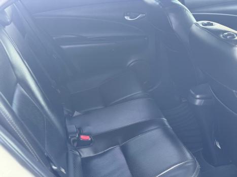 TOYOTA Yaris Sedan 1.5 16V 4P FLEX PLUS MULTIDRIVE AUTOMTICO CVT, Foto 10