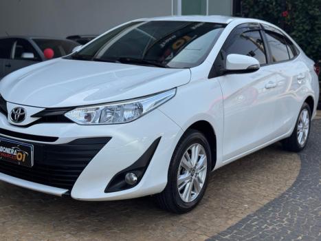 TOYOTA Yaris Sedan 1.5 16V 4P FLEX PLUS MULTIDRIVE AUTOMTICO CVT, Foto 2