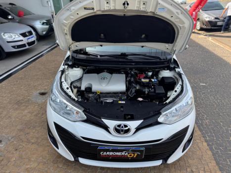 TOYOTA Yaris Sedan 1.5 16V 4P FLEX PLUS MULTIDRIVE AUTOMTICO CVT, Foto 4