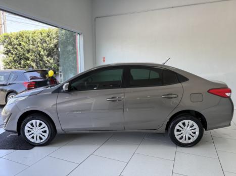 TOYOTA Yaris Sedan 1.5 16V 4P FLEX XL LIVE MULTIDRIVE AUTOMTICO CVT, Foto 9