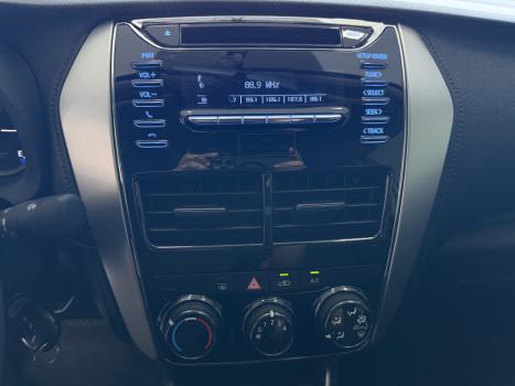 TOYOTA Yaris Sedan 1.5 16V 4P FLEX XL LIVE MULTIDRIVE AUTOMTICO CVT, Foto 12