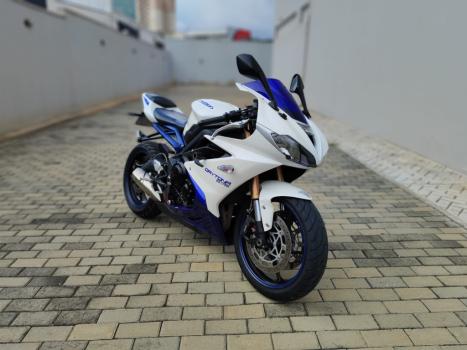 TRIUMPH Daytona 675 R ABS, Foto 4