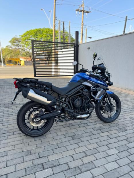 TRIUMPH Tiger 800 XRX, Foto 13