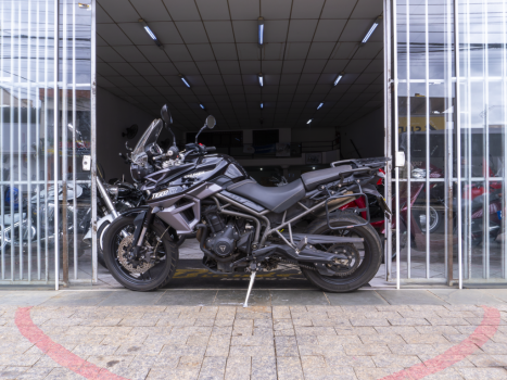 TRIUMPH Tiger 800 XR, Foto 2