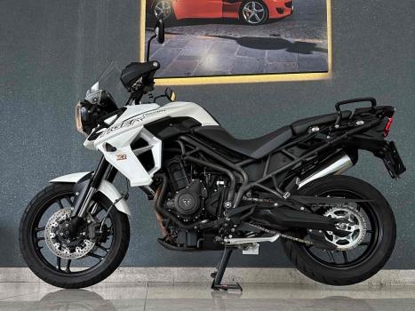 TRIUMPH Tiger 800 XR, Foto 1