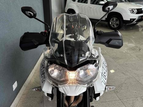 TRIUMPH Tiger 800 XR, Foto 12