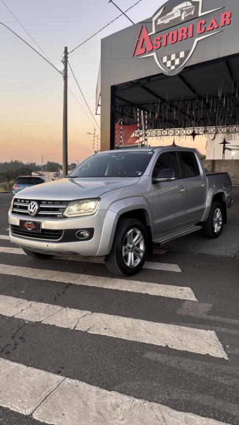VOLKSWAGEN Amarok 2.0 16V 4X4 CABINE DUPLA  HIGHLINE TURBO INTERCOOLER, Foto 2