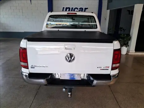 VOLKSWAGEN Amarok 3.0 V6 CABINE DUPLA HIGHLINE 4X4 TURBO INTERCOOLER AUTOMTICO, Foto 5