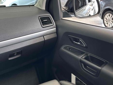 VOLKSWAGEN Amarok 3.0 V6 CABINE DUPLA HIGHLINE 4X4 TURBO INTERCOOLER AUTOMTICO, Foto 16