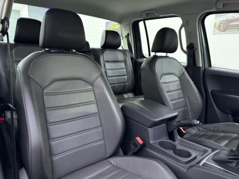 VOLKSWAGEN Amarok 3.0 V6 CABINE DUPLA HIGHLINE 4X4 TURBO INTERCOOLER AUTOMTICO, Foto 13