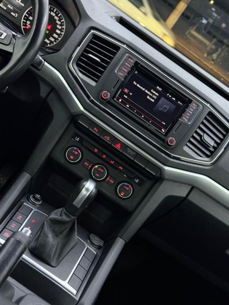 VOLKSWAGEN Amarok 3.0 V6 CABINE DUPLA HIGHLINE 4X4 TURBO INTERCOOLER AUTOMTICO, Foto 15