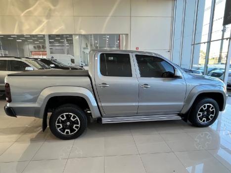 VOLKSWAGEN Amarok 3.0 V6 CABINE DUPLA CONFORT 4X4 TURBO INTERCOOLER AUTOMTICO, Foto 4