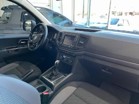 VOLKSWAGEN Amarok 3.0 V6 CABINE DUPLA CONFORT 4X4 TURBO INTERCOOLER AUTOMTICO, Foto 13