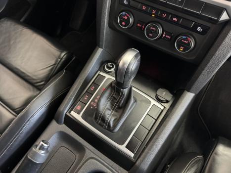 VOLKSWAGEN Amarok 3.0 V6 CABINE DUPLA HIGHLINE EXTREME 4X4 TURBO INTERCOOLER AUTOMTICO, Foto 10