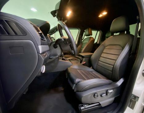 VOLKSWAGEN Amarok 3.0 V6 CABINE DUPLA HIGHLINE EXTREME 4X4 TURBO INTERCOOLER AUTOMTICO, Foto 8