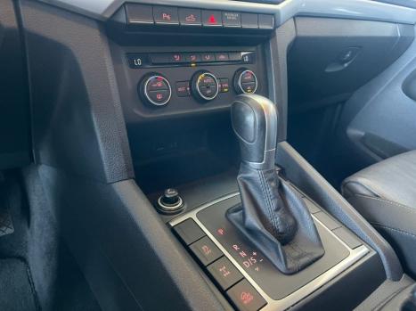 VOLKSWAGEN Amarok , Foto 9