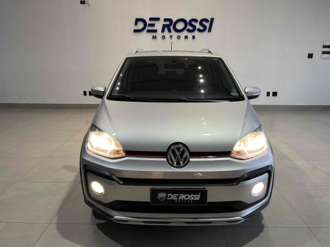 VOLKSWAGEN Cross UP 1.0 12V 4P TSI FLEX, Foto 4