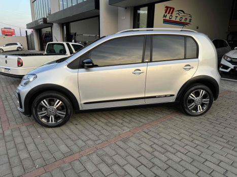 VOLKSWAGEN Cross UP 1.0 12V 4P TSI FLEX, Foto 3