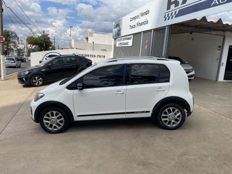 VOLKSWAGEN Cross UP 1.0 12V 4P TSI FLEX, Foto 4