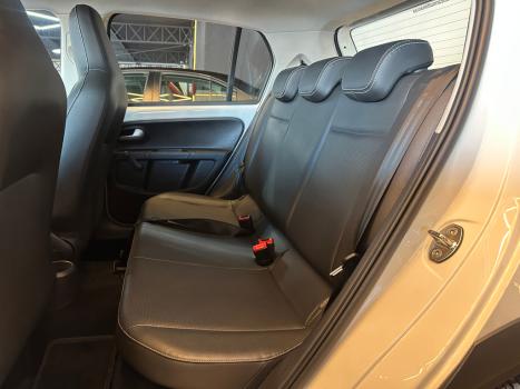 VOLKSWAGEN Cross UP 1.0 12V 4P TSI FLEX, Foto 8