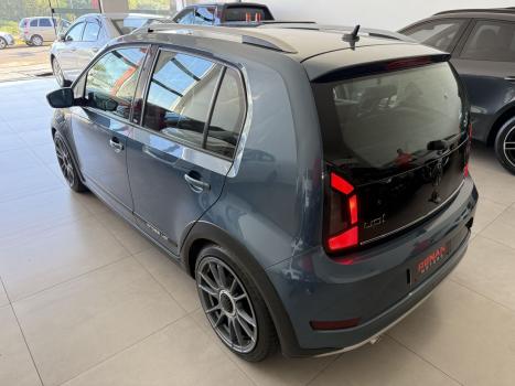 VOLKSWAGEN Cross UP 1.0 12V 4P TSI FLEX, Foto 9