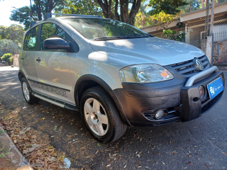 VOLKSWAGEN Crossfox 1.6 4P FLEX, Foto 2