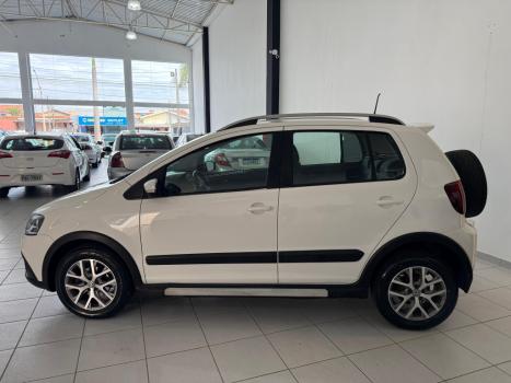 VOLKSWAGEN Crossfox 1.6 4P FLEX, Foto 3