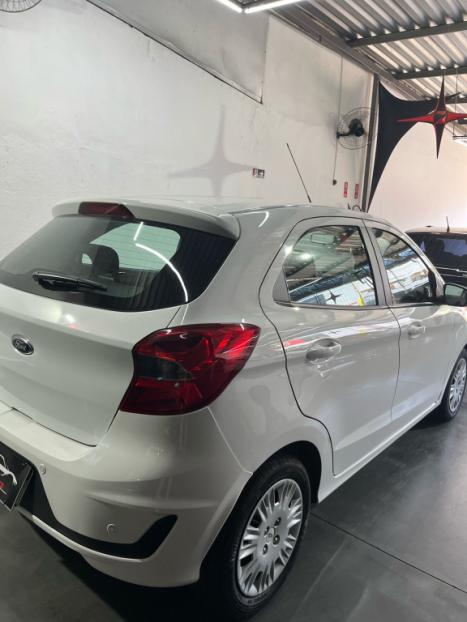 VOLKSWAGEN Fox 1.0 4P PLUS FLEX, Foto 4